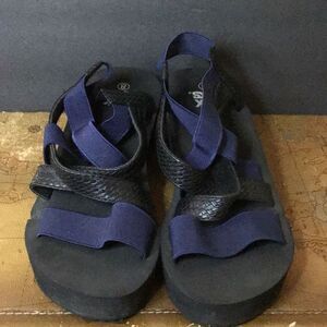 Mukluk, wedge, sandals, size 8